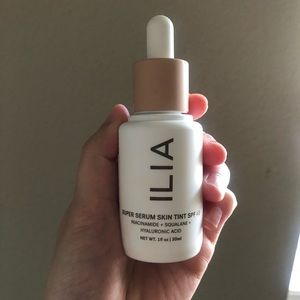 Ilia skin tint serum ST3 BALOS